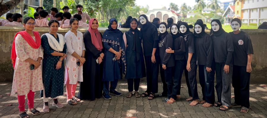 WORLD HUMANITARIAN DAY - MIME PRESENTATION